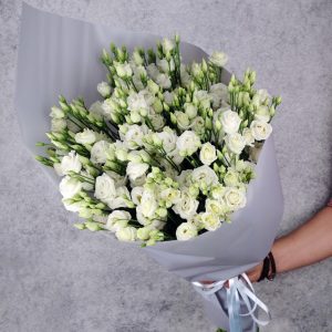 Букет из 29 белых эустом — Букеты цветов